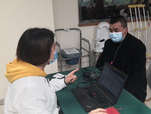 解鎖輔助器具適配新體驗(yàn) 龍泉驛區(qū)開展助聽器、假肢及矯形器適應(yīng)性訓(xùn)練